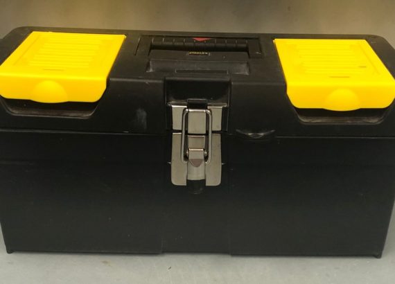Koffer und Zubehör für technische Kurse